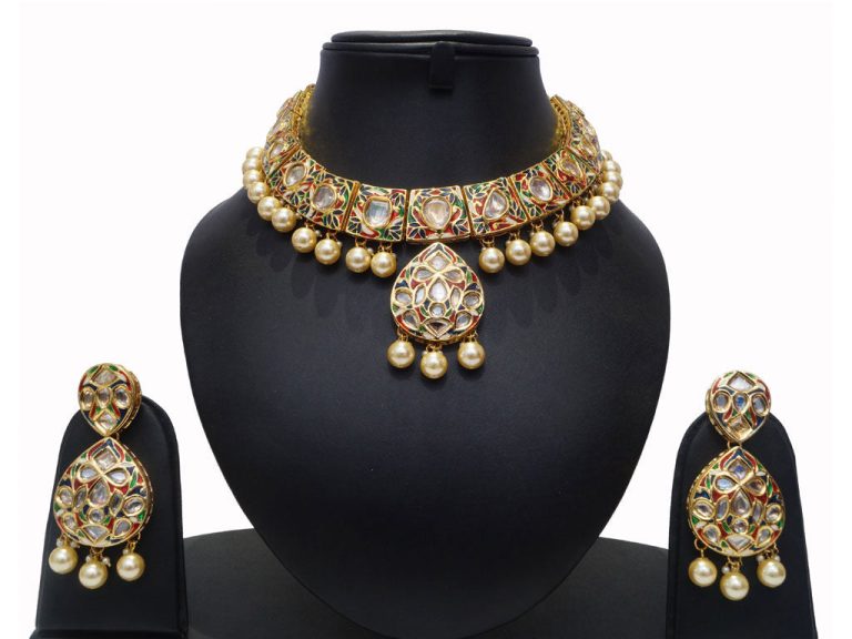 Handcrafted designer Kundan necklace