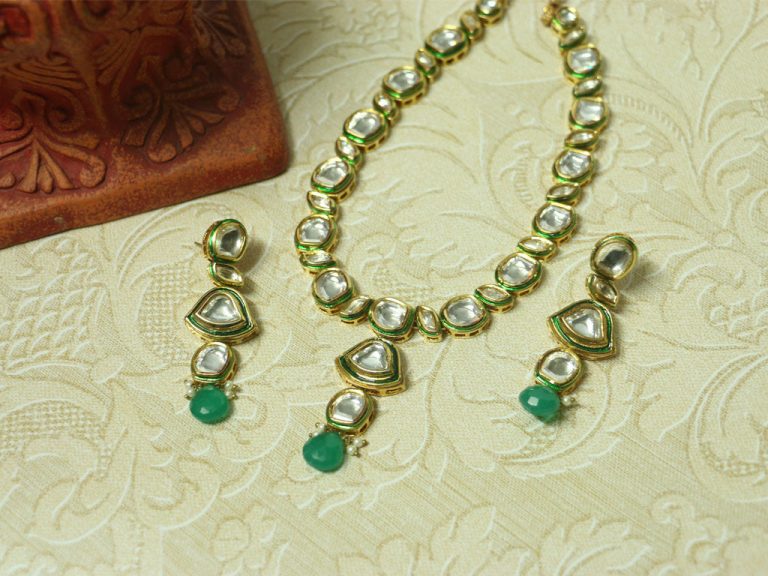 Designer Kundan necklace set