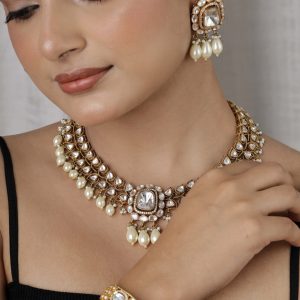 Kashi Royal Polki Set with Pearls