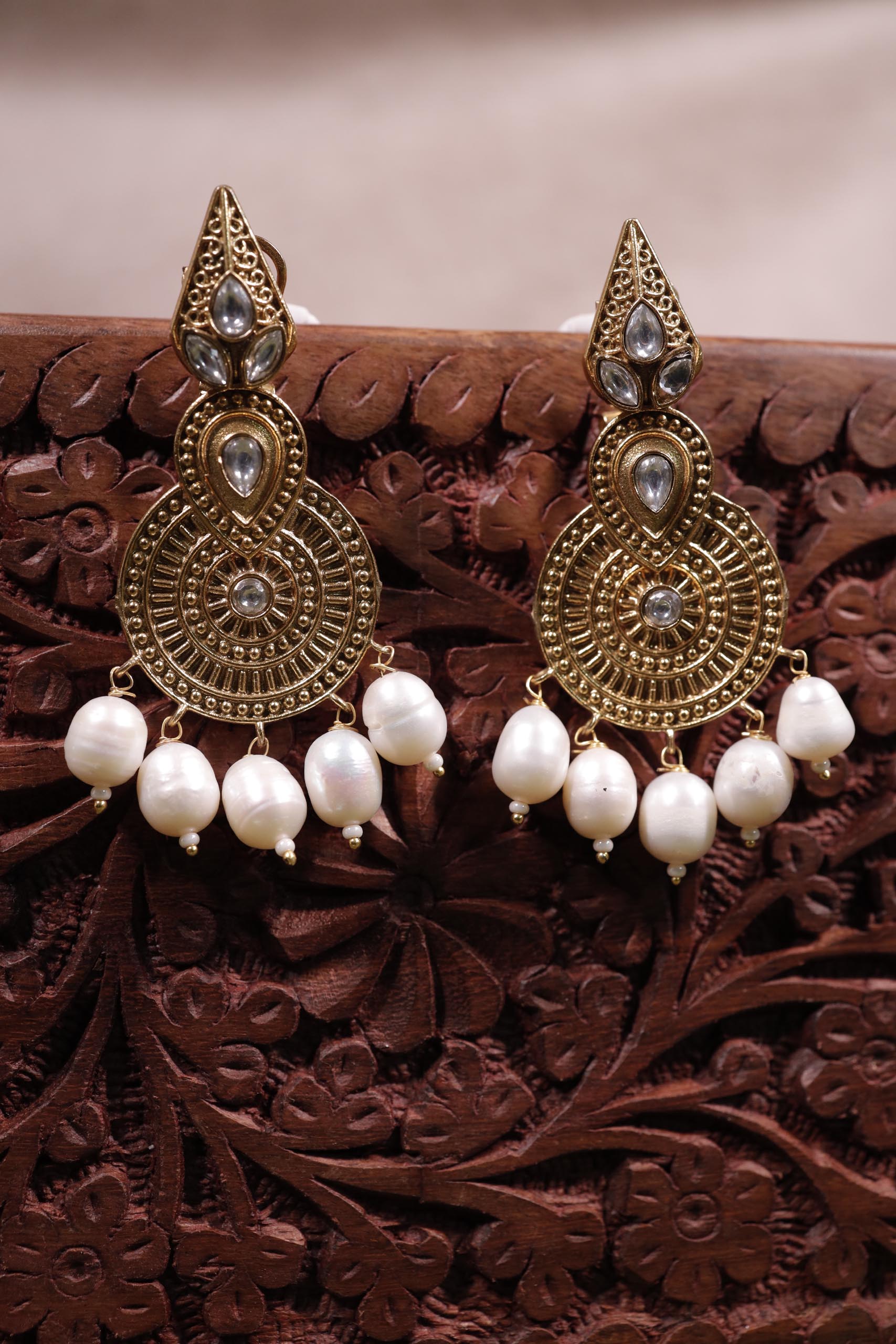 Chandni amrapali earrings