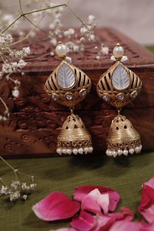 Saanjh amrapali jhumkas