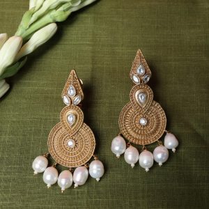 Chandni amrapali earrings