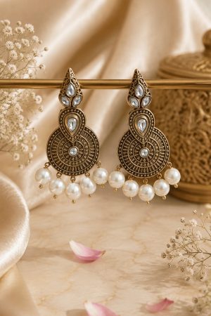 Chandni amrapali earrings